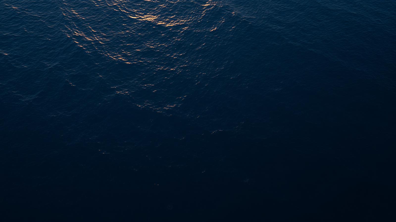 Pelagis Associates ocean texture background representing maritime navigation and global investment
